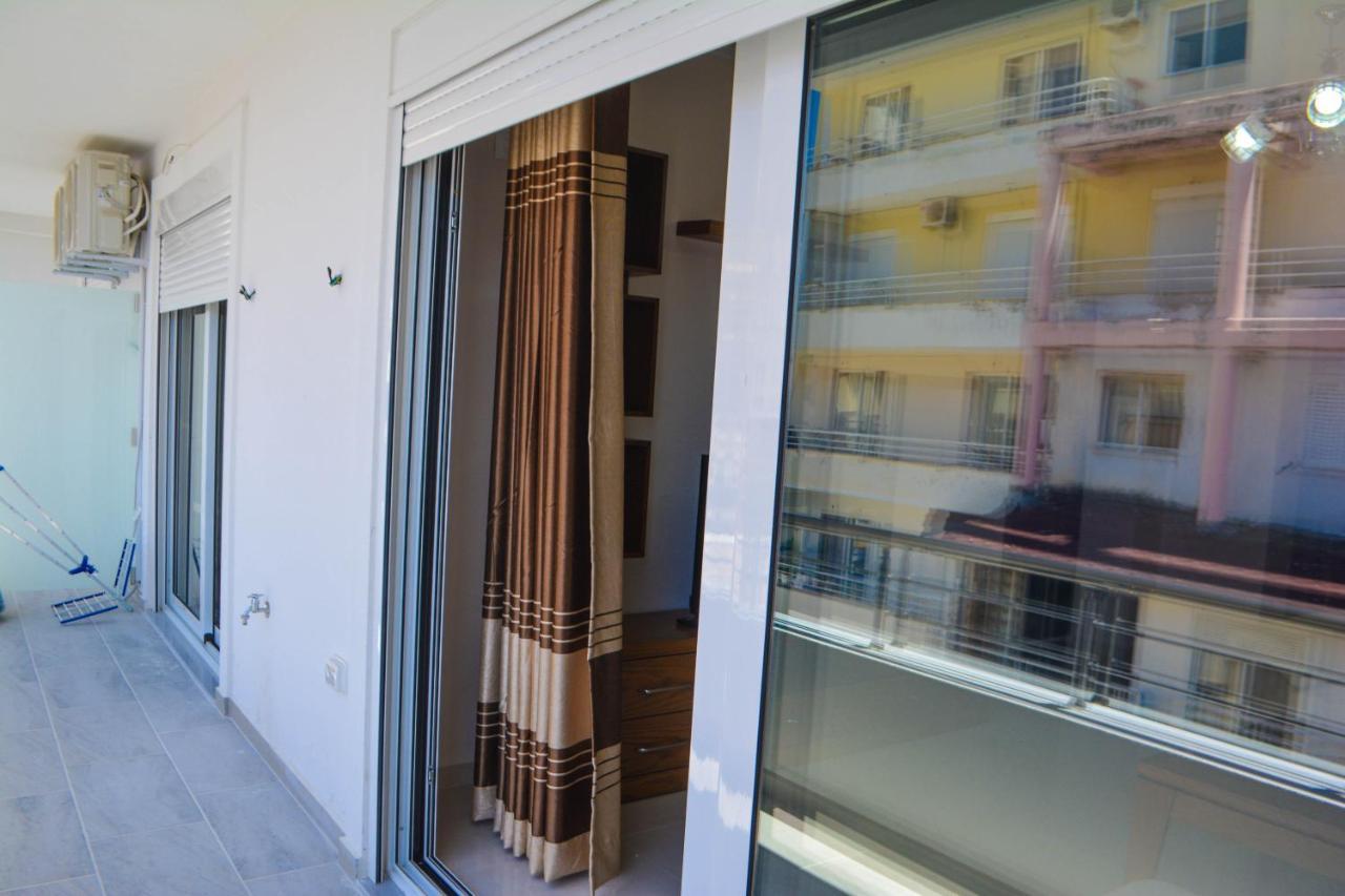 Ersid Apartaments In The Centre Sarandë Esterno foto