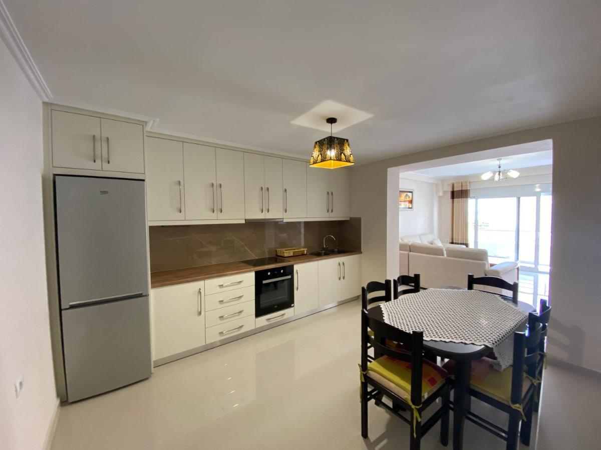 Ersid Apartaments In The Centre Sarandë Esterno foto