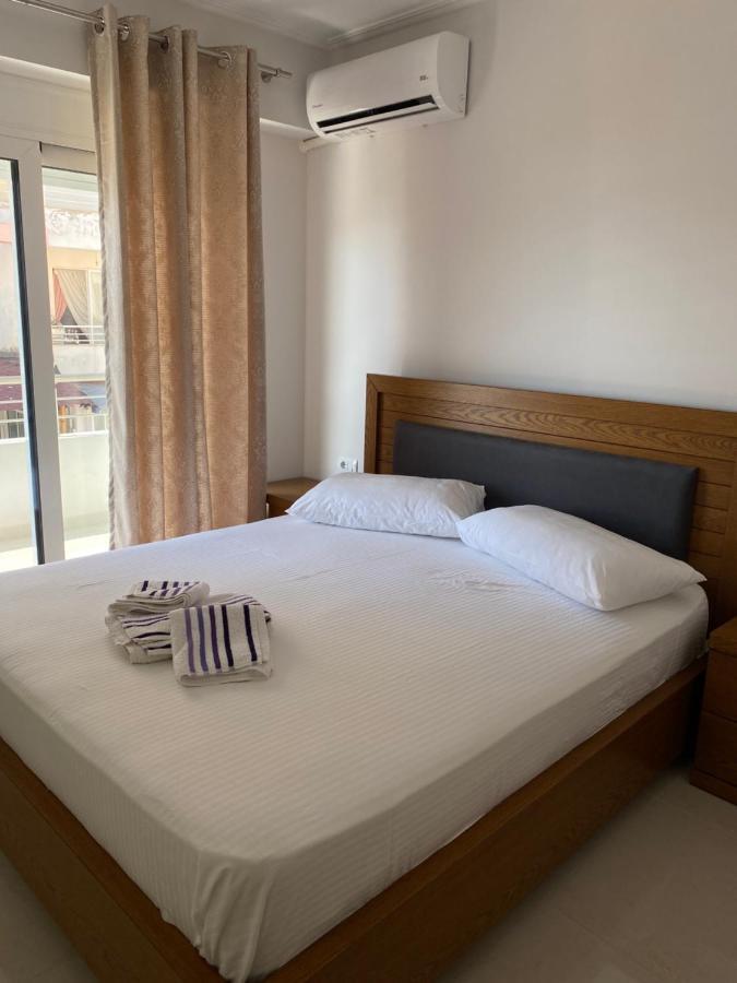 Ersid Apartaments In The Centre Sarandë Esterno foto