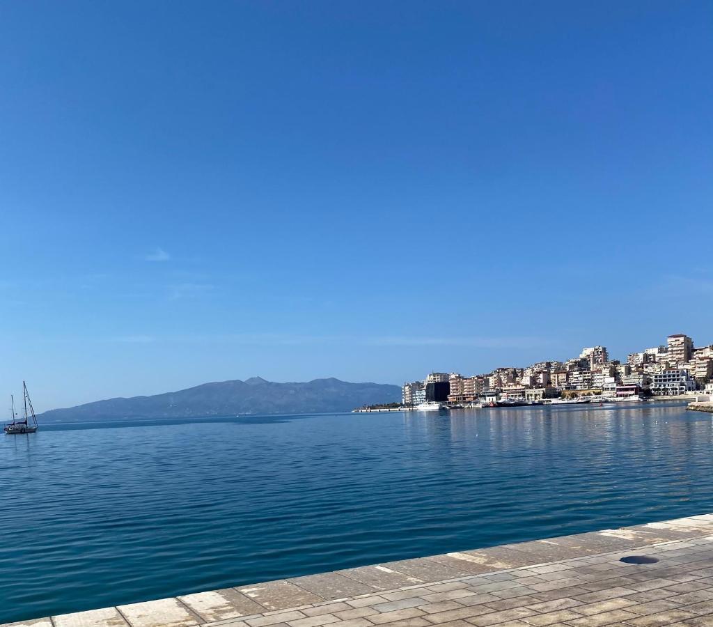 Ersid Apartaments In The Centre Sarandë Esterno foto