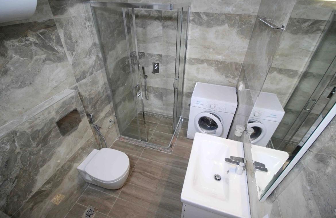 Ersid Apartaments In The Centre Sarandë Esterno foto