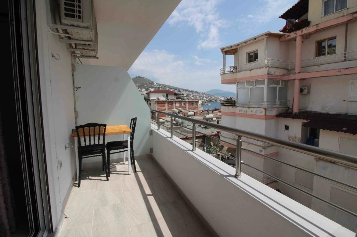 Ersid Apartaments In The Centre Sarandë Esterno foto